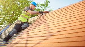 Best Flat Roofing  in Clinton, IL